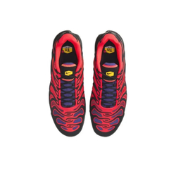 Детализация верха Nike Air Max Plus Drift текстура и накладки