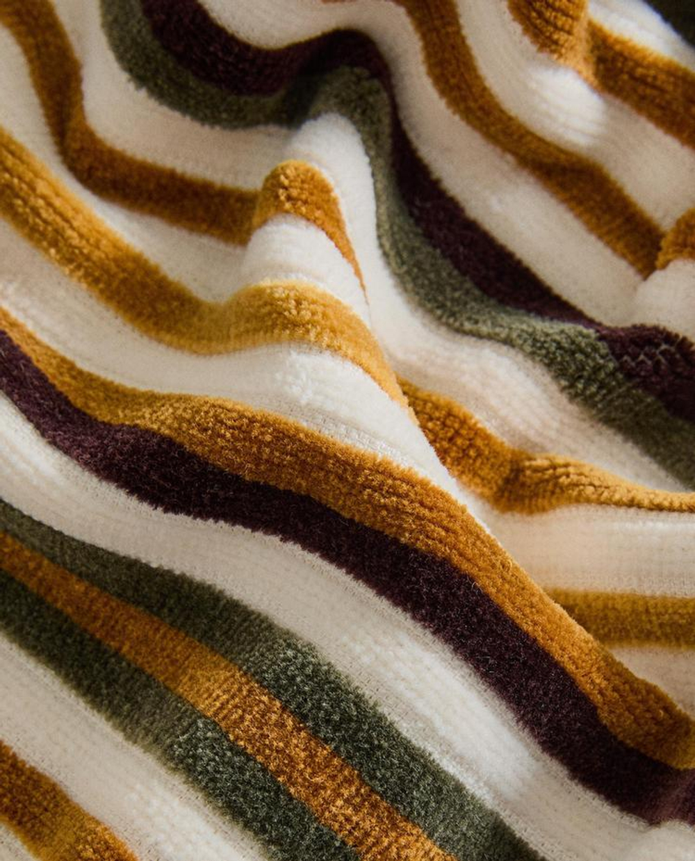 ZARA HOME ПОЛОТЕНЦЕ ИЗ ВЕЛЮРА В ПОЛОСКУ, РАЗНОЦВЕТНЫЙ