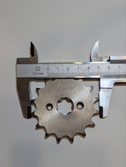 Звезда ведущая передняя 428-16Т для питбайка, мопеда с валом17мм сталь