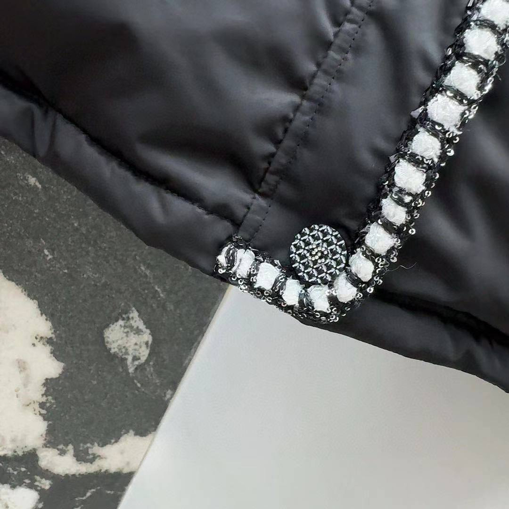 Пуховик CHANEL