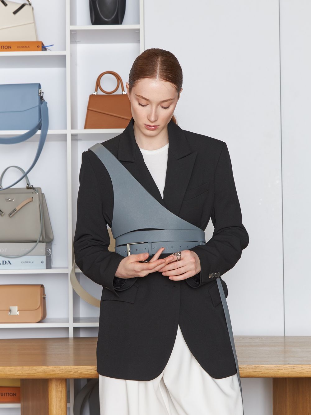 РЕМЕНЬ-ПОРТУПЕЯ D.GREY