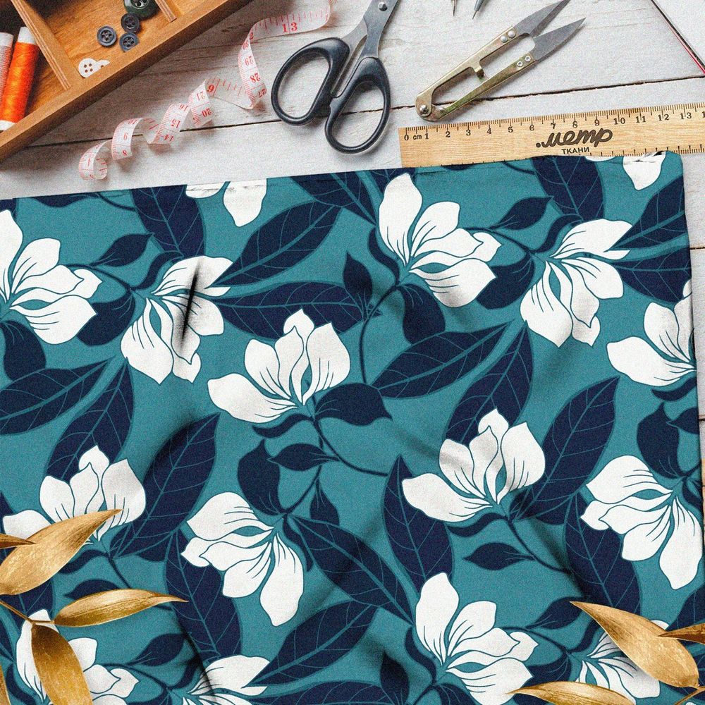 Ткань оксфорд 210 белые цветы с листьями