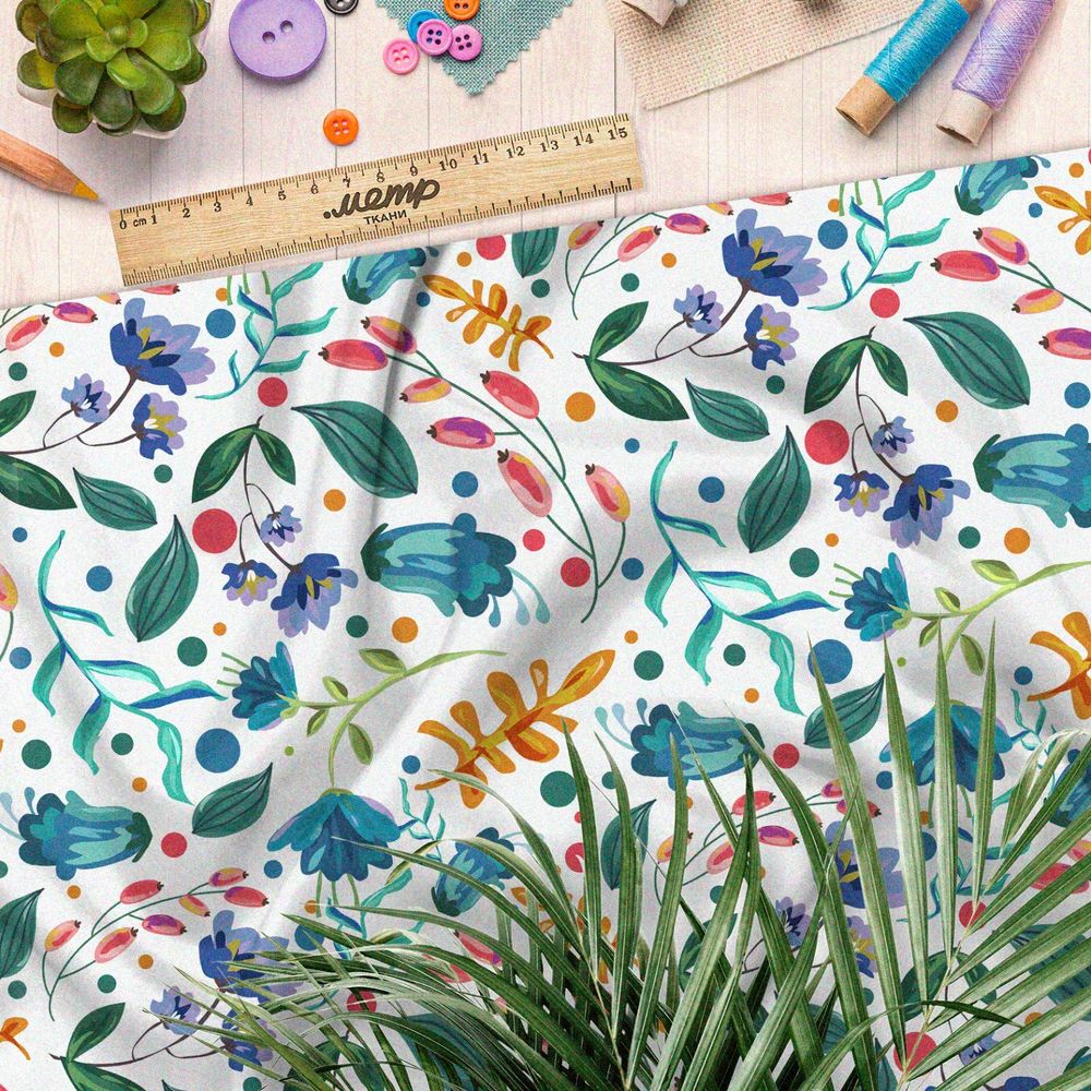 Ткань кулирная гладь разноцветные листья и шиповник на белом фоне