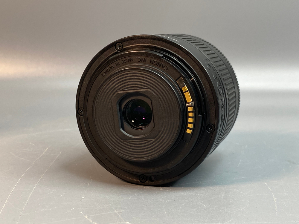 Canon 200D Kit 18-55mm 55.000 Кадров