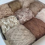 Набор летний итальянской фантазийной пряжи для джемпера "CUCINELLI "; состав: хлопок, вискоза, лен, фибра, пайетки; Общий вес: 550 гр MP