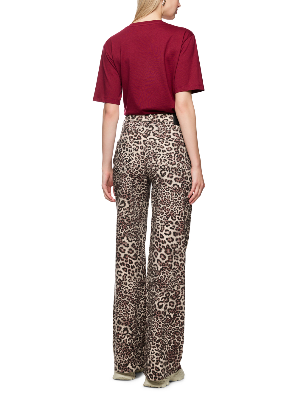 Джинсы из хлопка