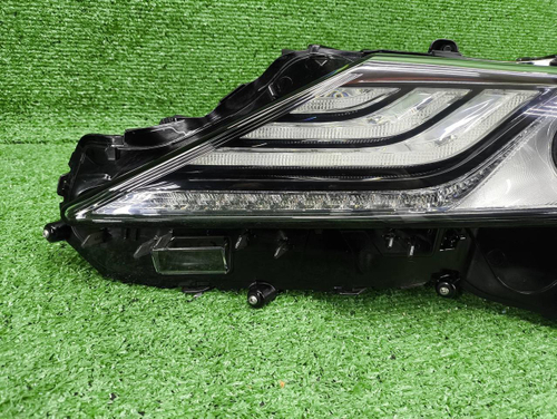 Фара левая Toyota Camry xv70 (2020-н.в.) LED Black