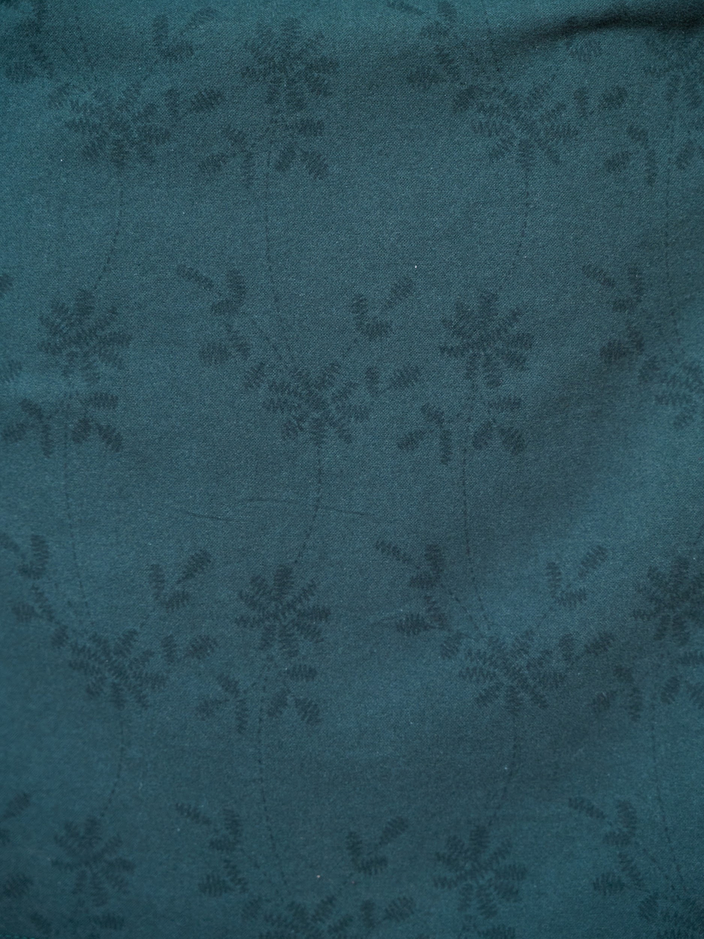 Платье с вырезом-сердечко