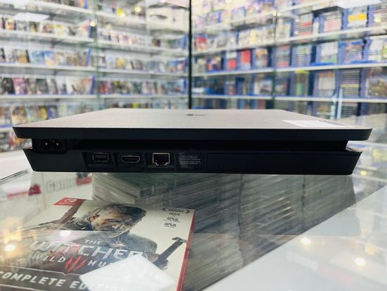 Sony Playstation 4 Slim 500GB CUH-2008A, Без коробки, S/N: 03274523805693684 (PS4, Б/У, без игр)