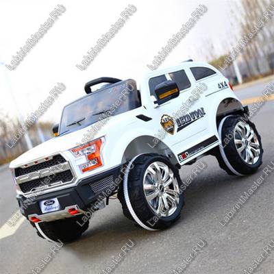 Детский электромобиль "XCY-168" белый