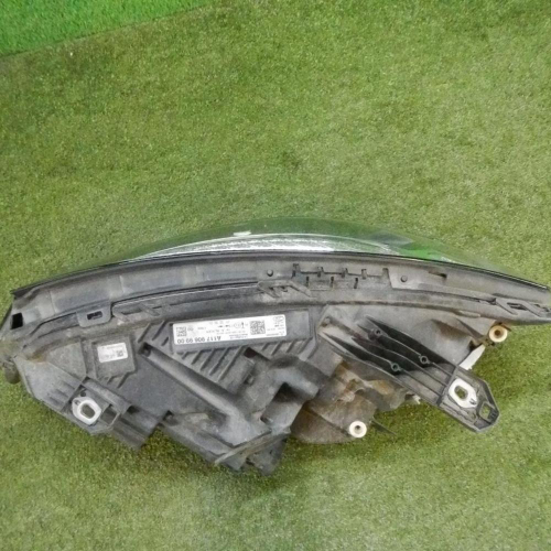 Фара правая Mercedes CLA C117 (2016-2019) LED