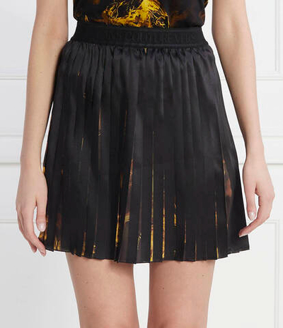 Сатиновая юбка Versace Jeans Couture - черный(76HAE811NS401)