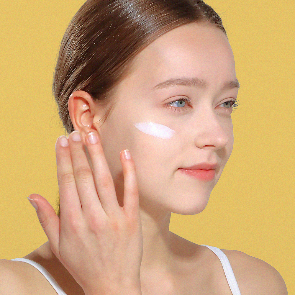 Солнцезащитный крем для лица с центеллой Suntique I’M PURE (SPF50+ ПА++++) 50мг