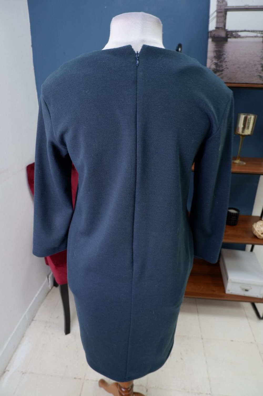 Платье Uniqlo практичное 44 размер