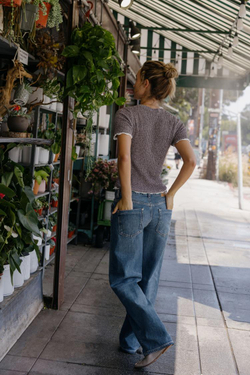 ZARA ФУТБОЛКА ИЗ ТРИКОТАЖА С КОМБИНИРОВАННЫМИ ВСТАВКАМИ, ТЕМНО-БАКЛАЖАНОВЫЙ