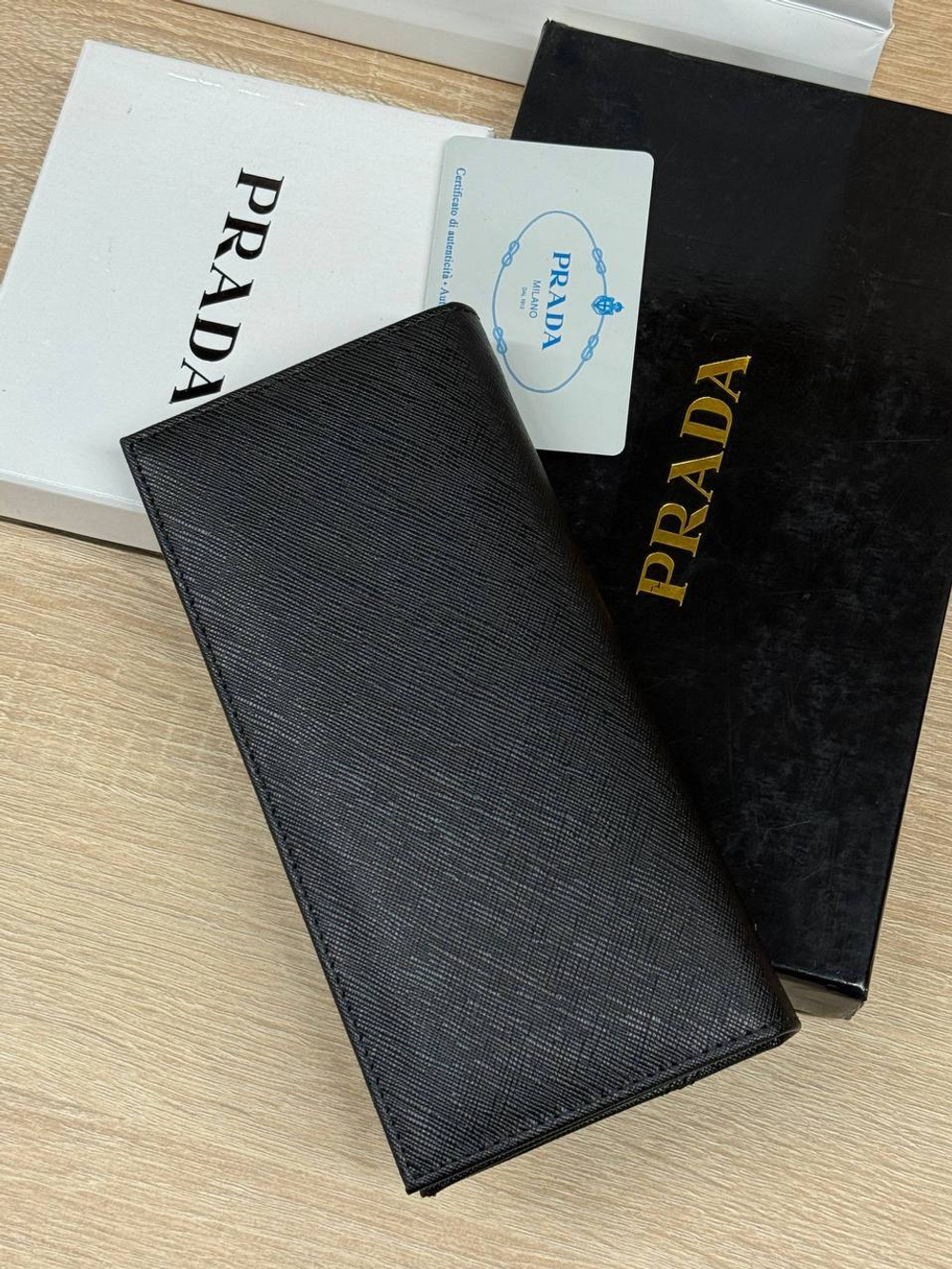 Кошелек Prada