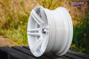 Комплект дисков Shogun S05 R17 8.5j ET20 5*100/5*114.3 белые