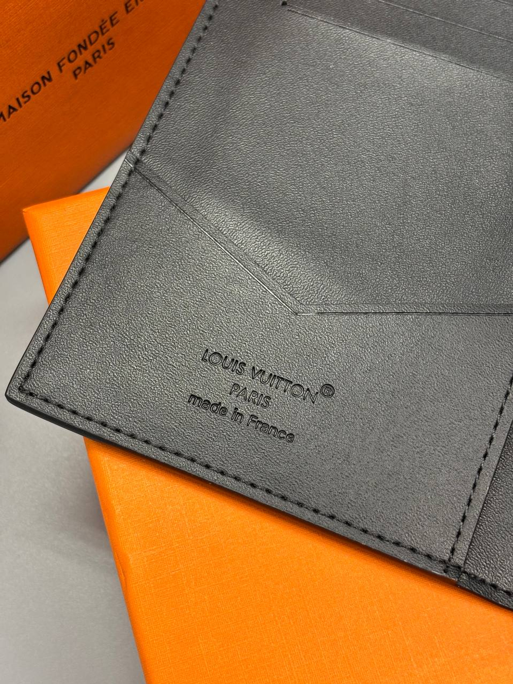 Обложка для паспорта Louis Vuitton