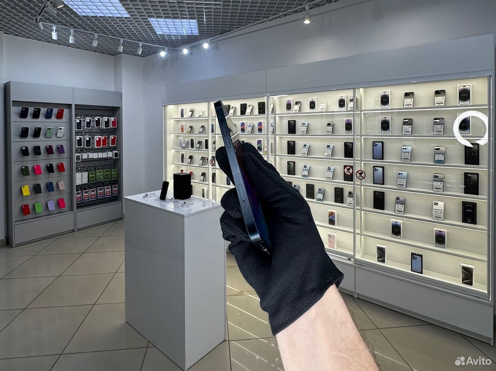 iPhone 13, 128 ГБ б/у