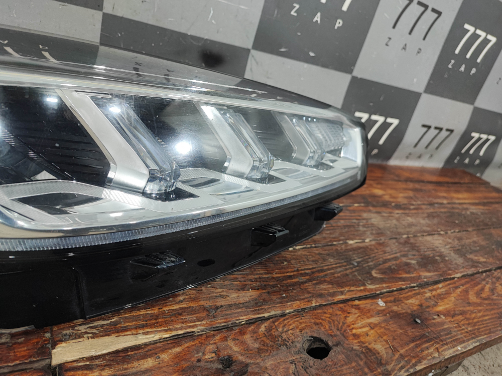 Фара правая LED Chery Tiggo 8 18-нв Б/У Оригинал 605000017AA