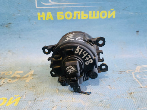 Туманка правая NISSAN ELGRAND 2004-2010