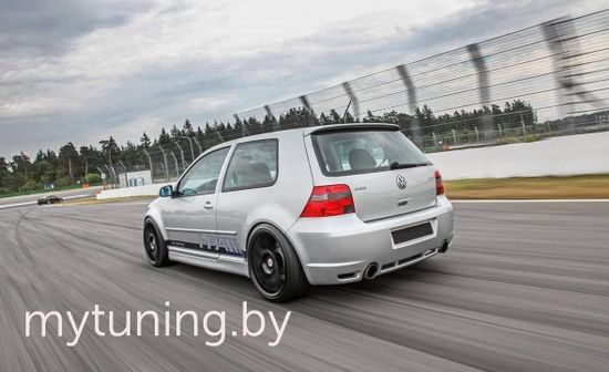 Бампер задний для VOLKSWAGEN Golf IV (97-03), R32 Look