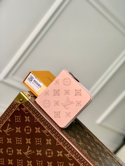Louis Vuitton Zippy Compact Wallet