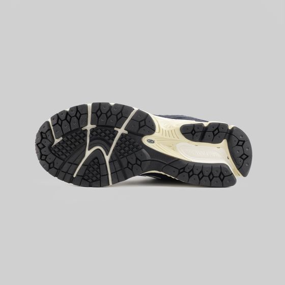 Кроссовки New Balance M2002RCA артикул:M2002RCA - купить в магазине Дайс