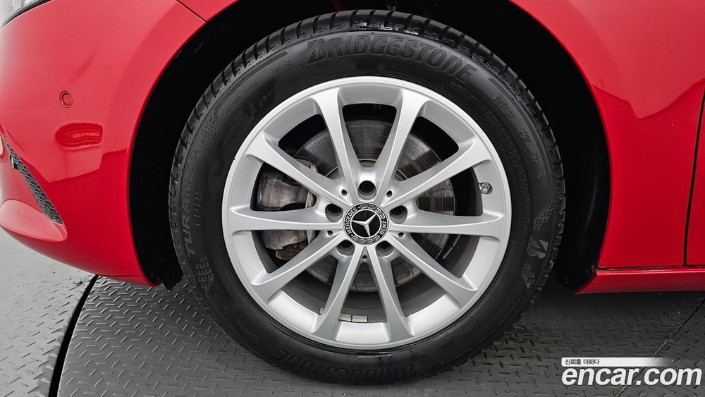 Mercedes-Benz A-Class W177 A220 Hatchback (10.2019)