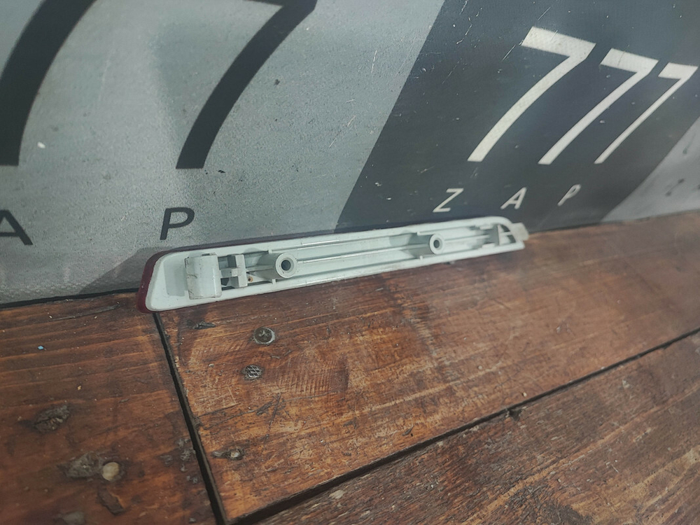 Катафот отражатель задний Mazda 3 (BK) 02-09 Б/У Оригинал BN8P515M0B