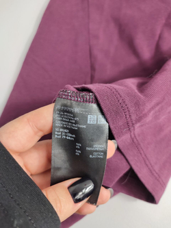 Водолазка Uniqlo сливовая 42 размер