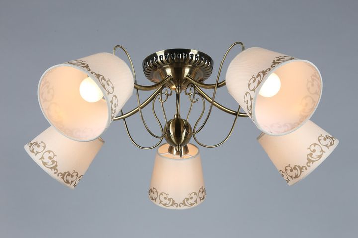 Потолочная люстра Omnilux Tarvo OML-55107-05