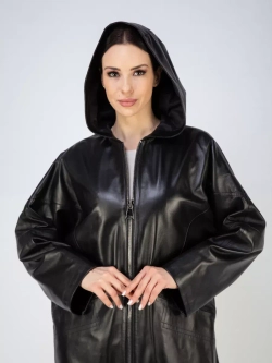 Кожаная куртка демисезонная оверсайз с капюшоном