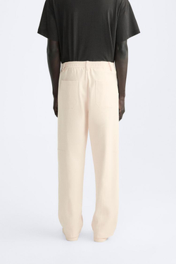 ZARA БРЮКИ С ЗАЩИПАМИ, ЖЕЛТОВАТО-БЕЛЫЙ