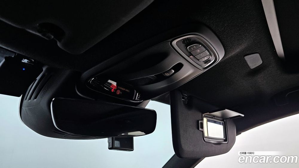 Volvo XC40 B4 R-Design (10.2020)