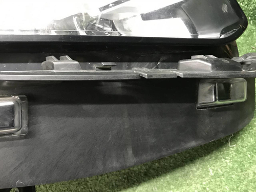 Фара правая Geely Tugella (2019-2024) LED
