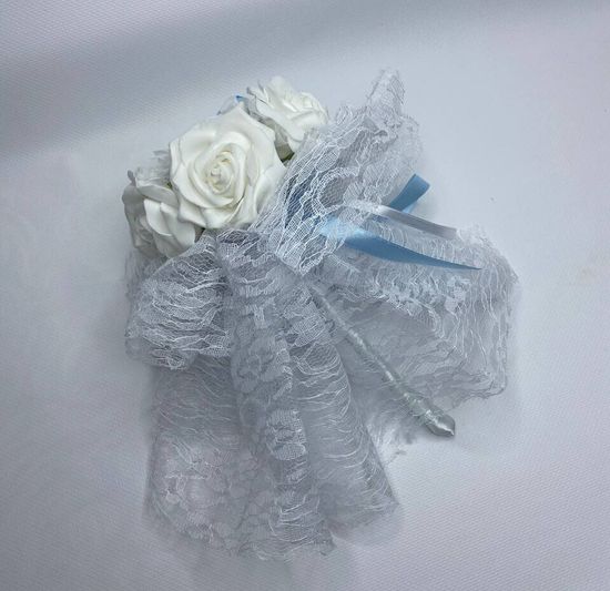 Свадебный букет из маков из орхидей