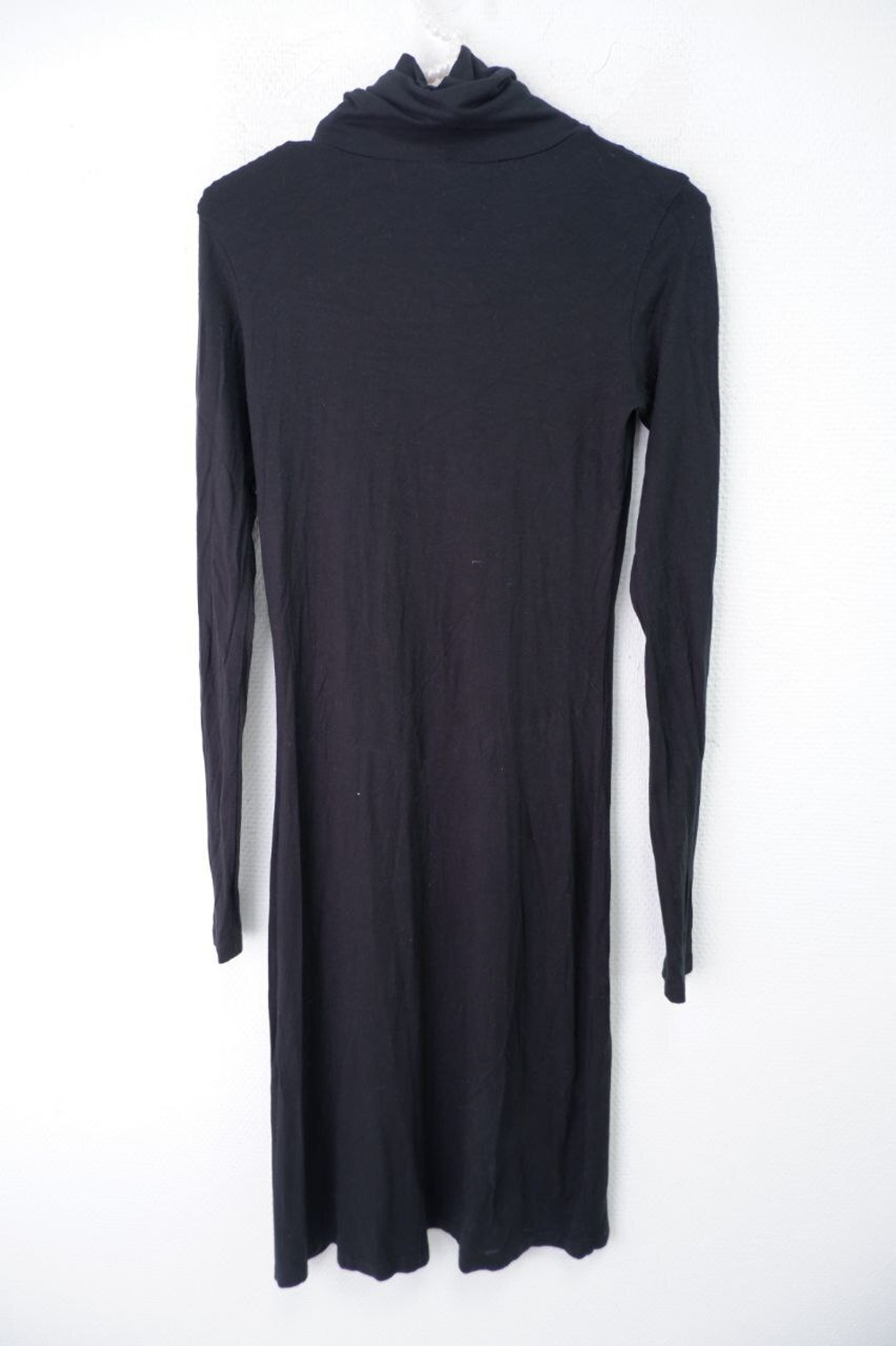 Платье Project классическое с горлом 50 размер