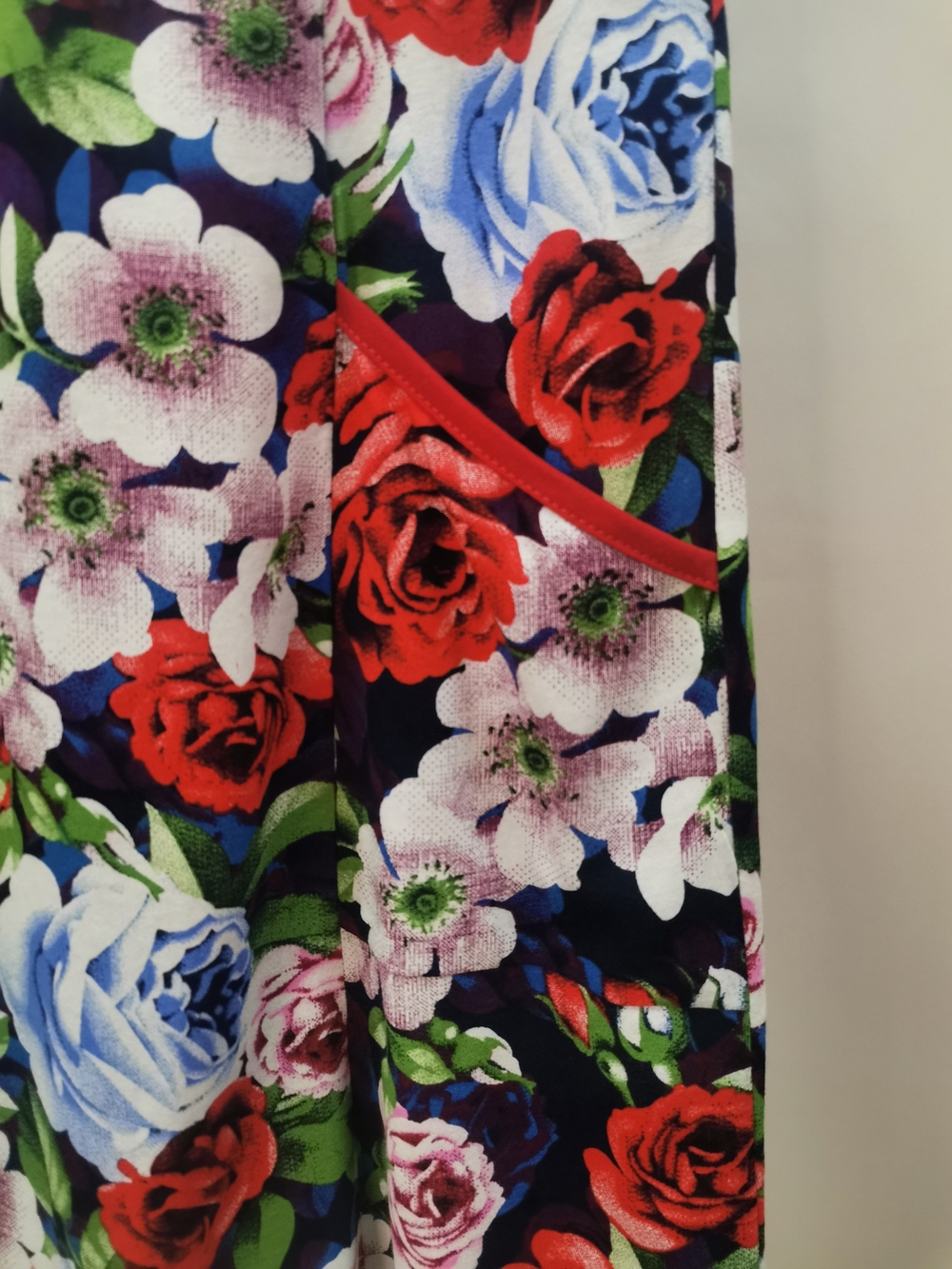 Платье П-012/крупныерозы