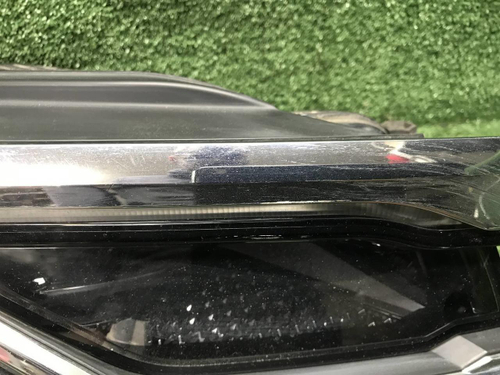 Битая Фара правая VW Touareg 3 (2018-2023) LED