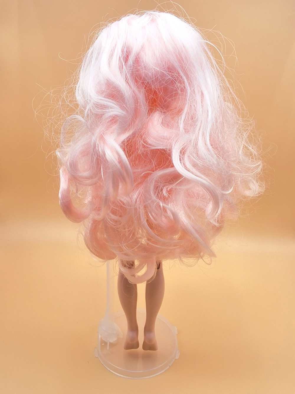 Кукла Rainbow High Bella Parker