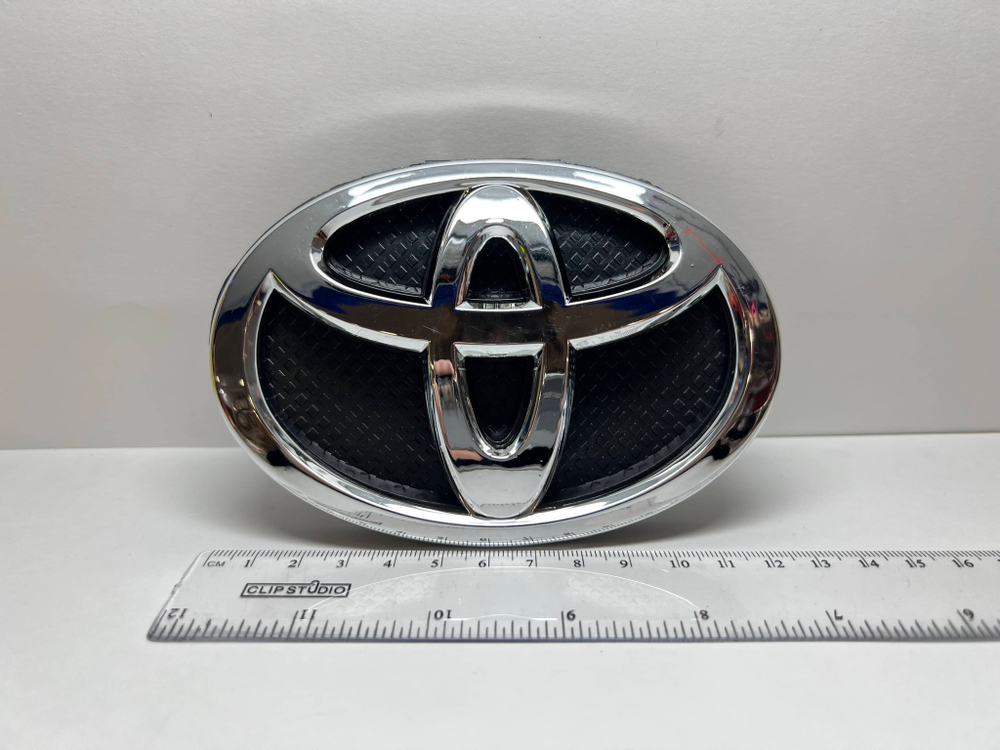 Логотип (шильдик, надпись, эмблема) "Toyota" 13см для крышки багажника / решетки радиатора / капота