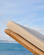 Шезлонг Galea из тикового дерева и синтетического ротанга