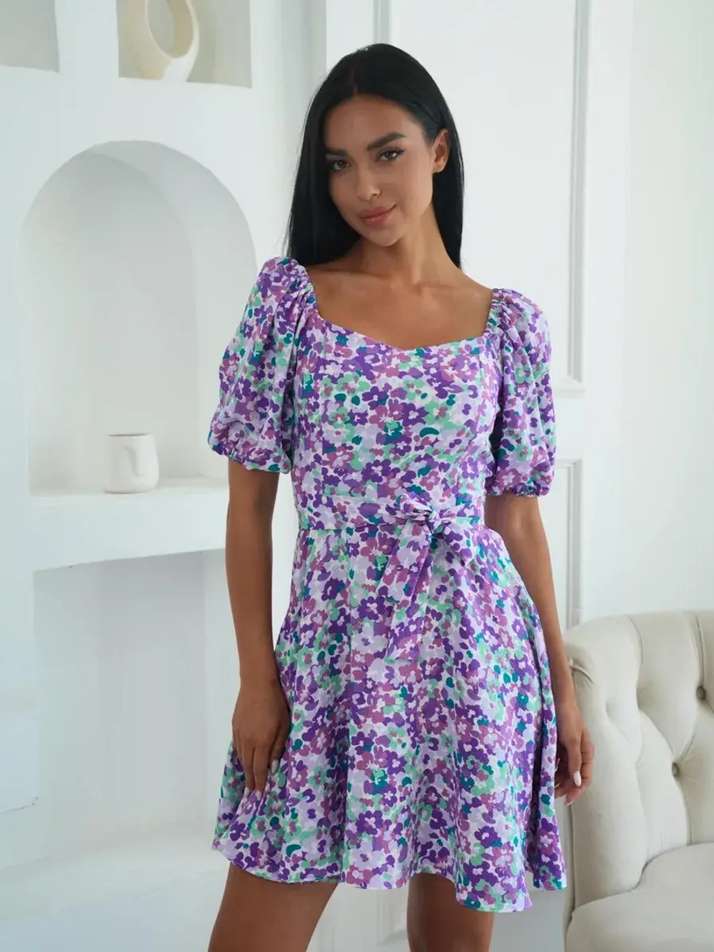 Летнее платье короткое в цветочек