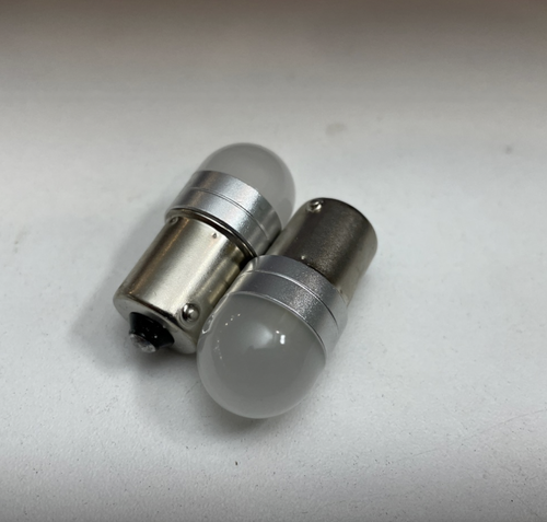 P21W (BA15S) / Светодиодная лампа P21W, белый, один контакт (за 1 шт.)