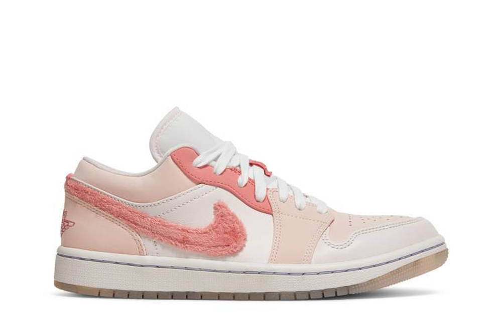 Кроссовки Jordan Air Jordan 1 Low Se "Mighty Swooshers" (Женская размерная сетка)