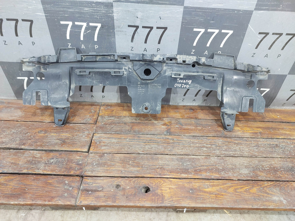 Кожух замка капота Volkswagen Touareg 3 18-нв Б/У Оригинал 760853819D