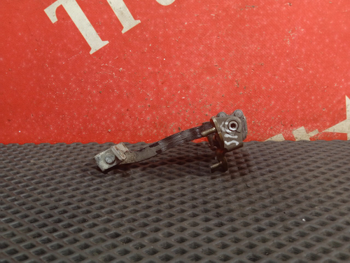 Ограничитель двери