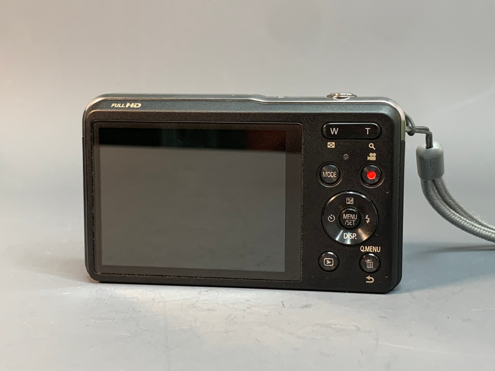 Panasonic Lumix DMC-XS3