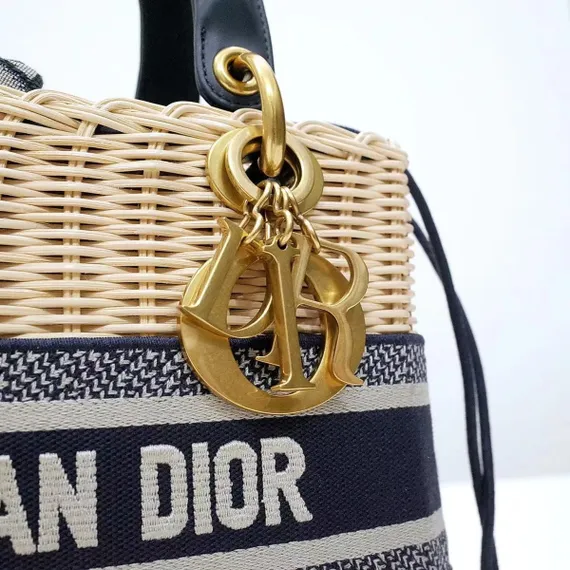 Сумка Dior Lady Dior, модель среднего формата синий/резедово-зеленый